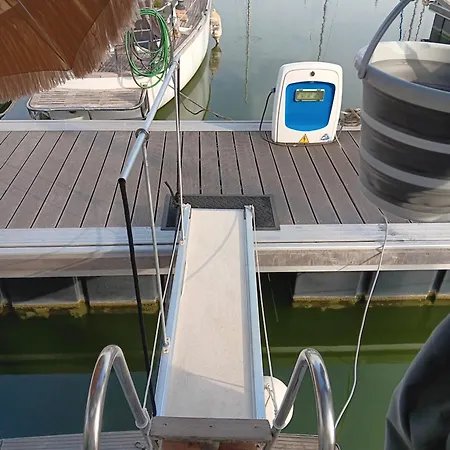 Bateau Cocoon En Amoureux Bådhotel *